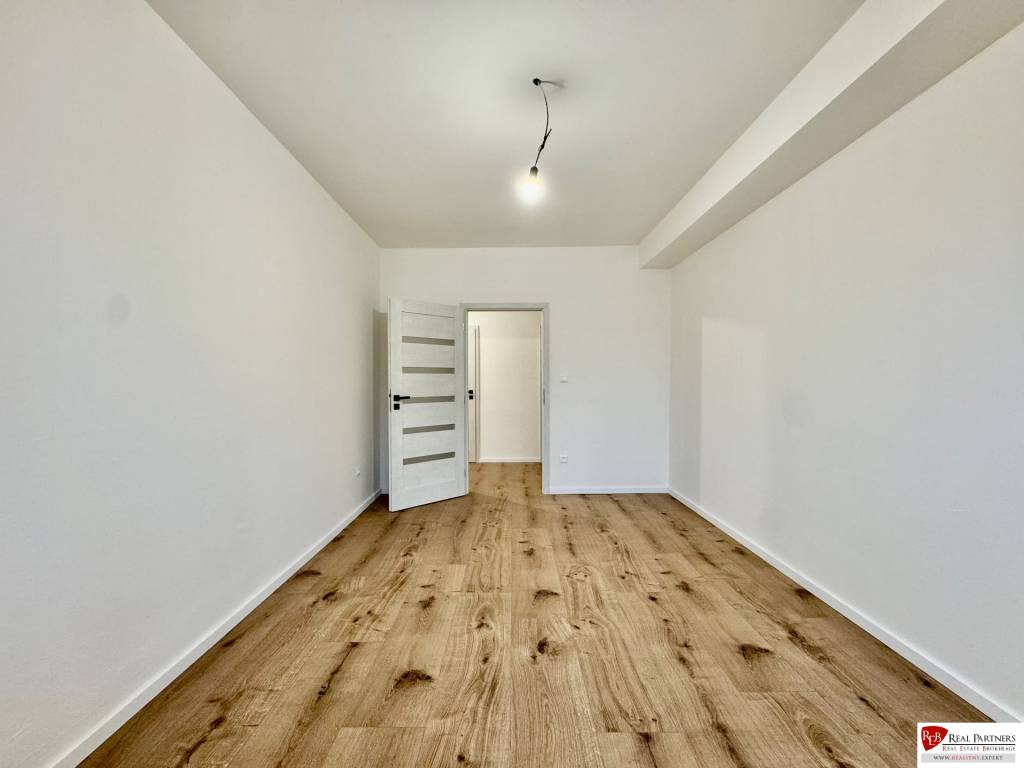 Predaj 3-izbového bytu, 80m2, Bratislava-Nové Mesto - 10
