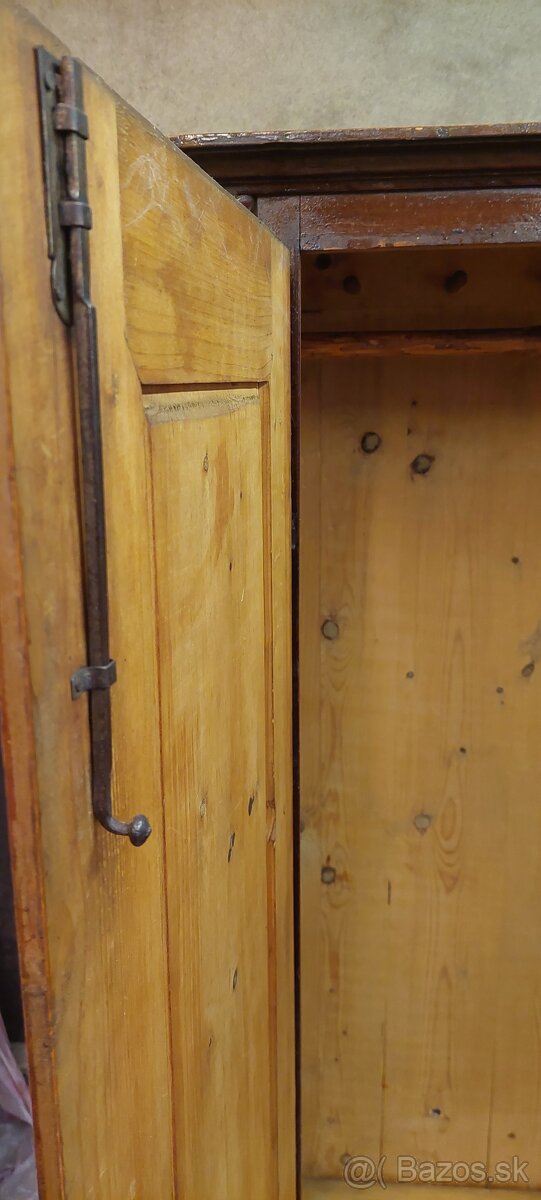 Komoda,Skriňa - 10