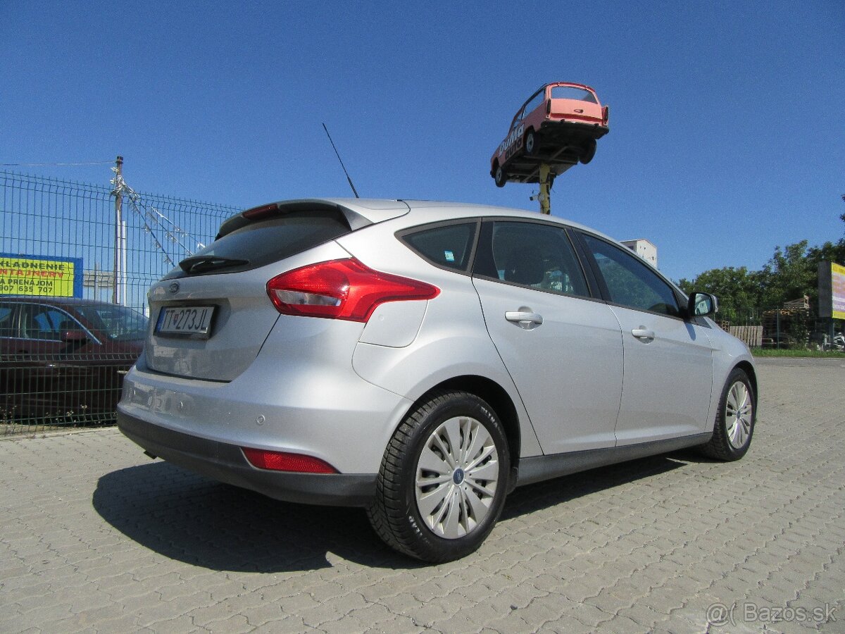 Ford Focus 1.5 TDCi - 10