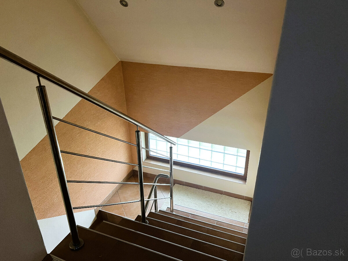 Rodinný dom na predaj - 10