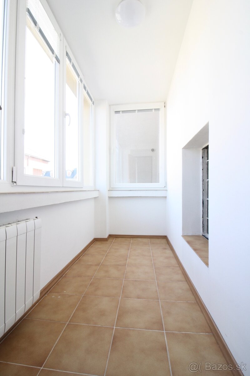 Kancelária 130m2 + terasa širšie centrum - 10