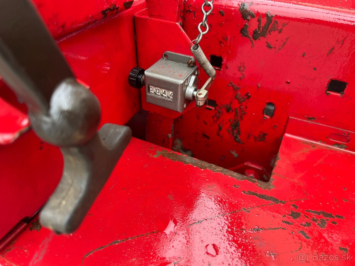 Lis vysokotlaký na malé balíky NEW HOLLAND PERFEKTNÍ STAV - 10