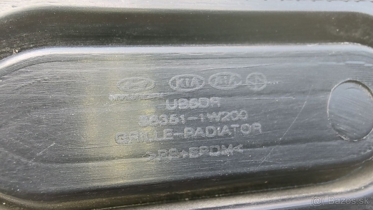 Toyota C-HR CHR Aygo X / Kia Rio - kryt prah podbeh maska - 10