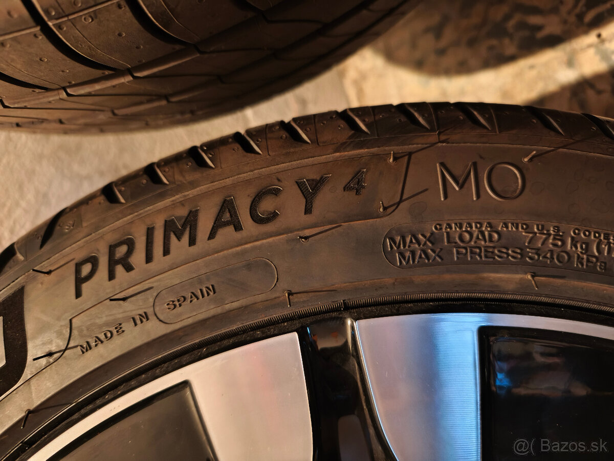 NOVÁ SADA - Mercedes C W206 - 18" letná dvojrozmer - 10