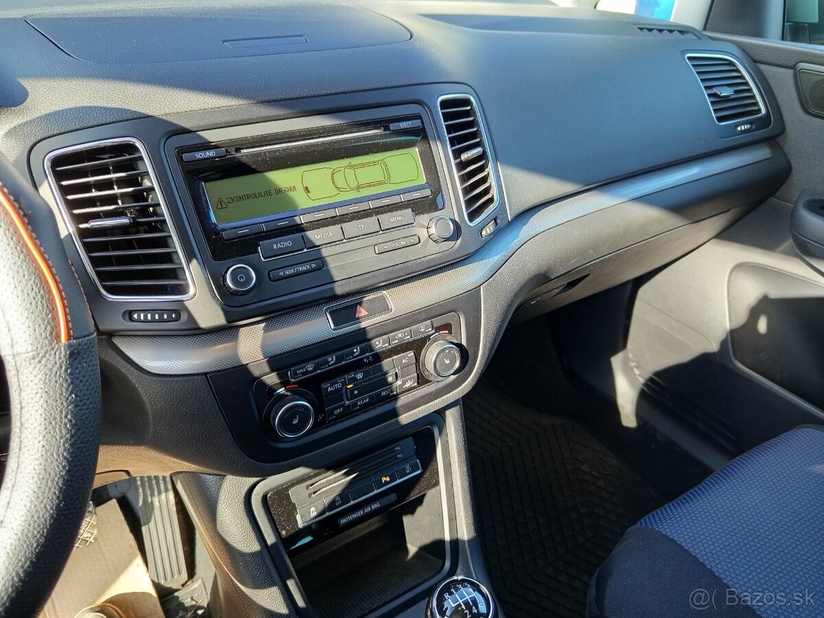 Predám VW Sharan, 2.0 TDI (103kW), r.v.2011 - 10