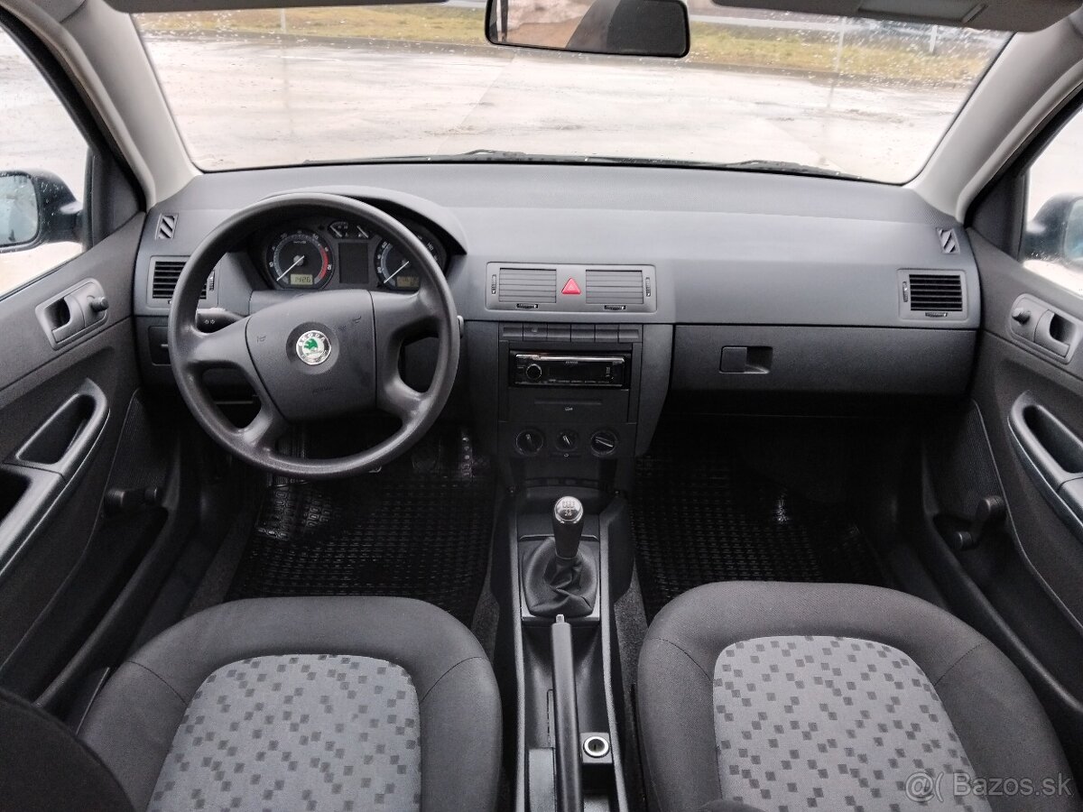Škoda Fabia 1.2 - 10