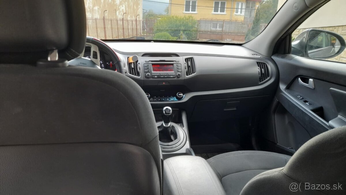 Kia Sportage kombi 1.6 GDI 99kW benzín - 10