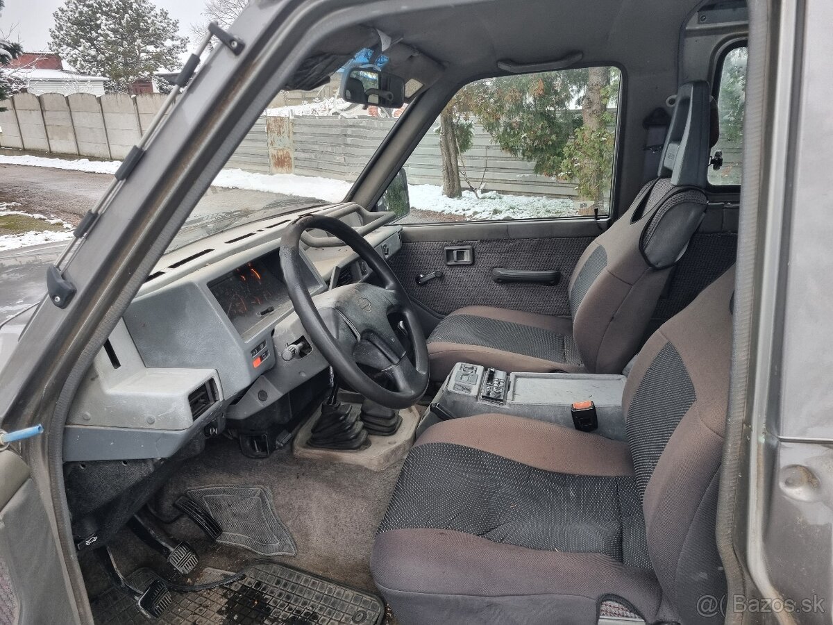 NISSAN PATROL 2.8 TD HARD TOP 4X4 - 10