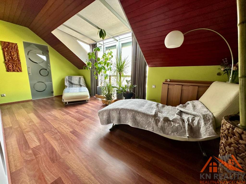 Rodinný dom s krytou terasou Komárno - 10