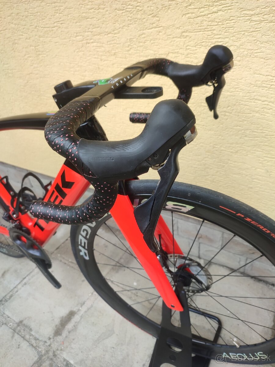 Trek Madone SL6 GEN6 - 10