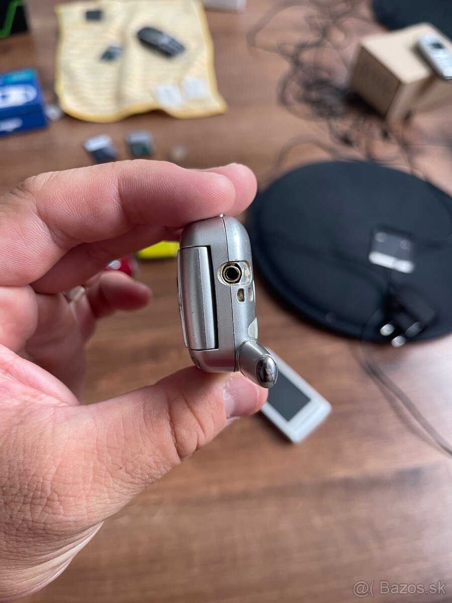 Samsung SGH F-480i Raritka, DARČEK - 10