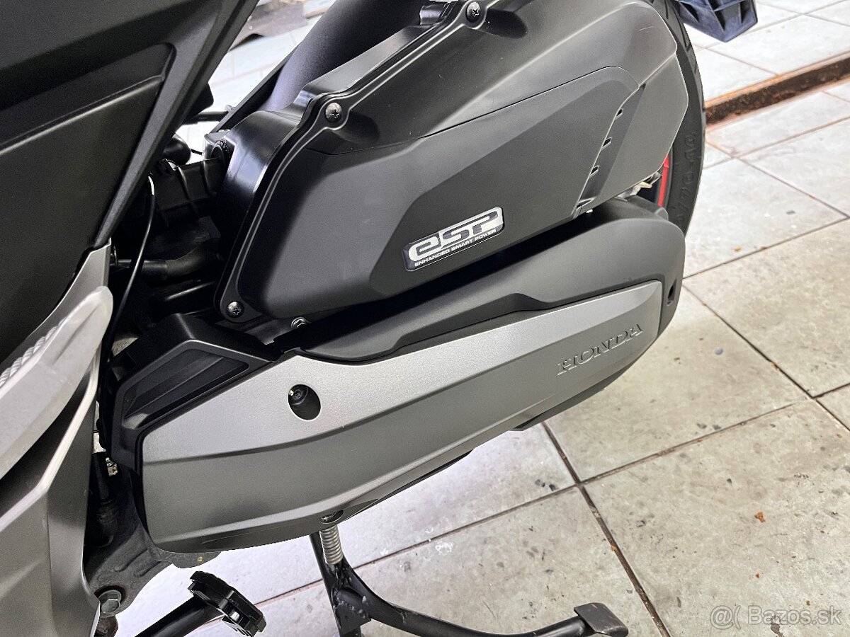 Skuter Honda Forza 125 - 10