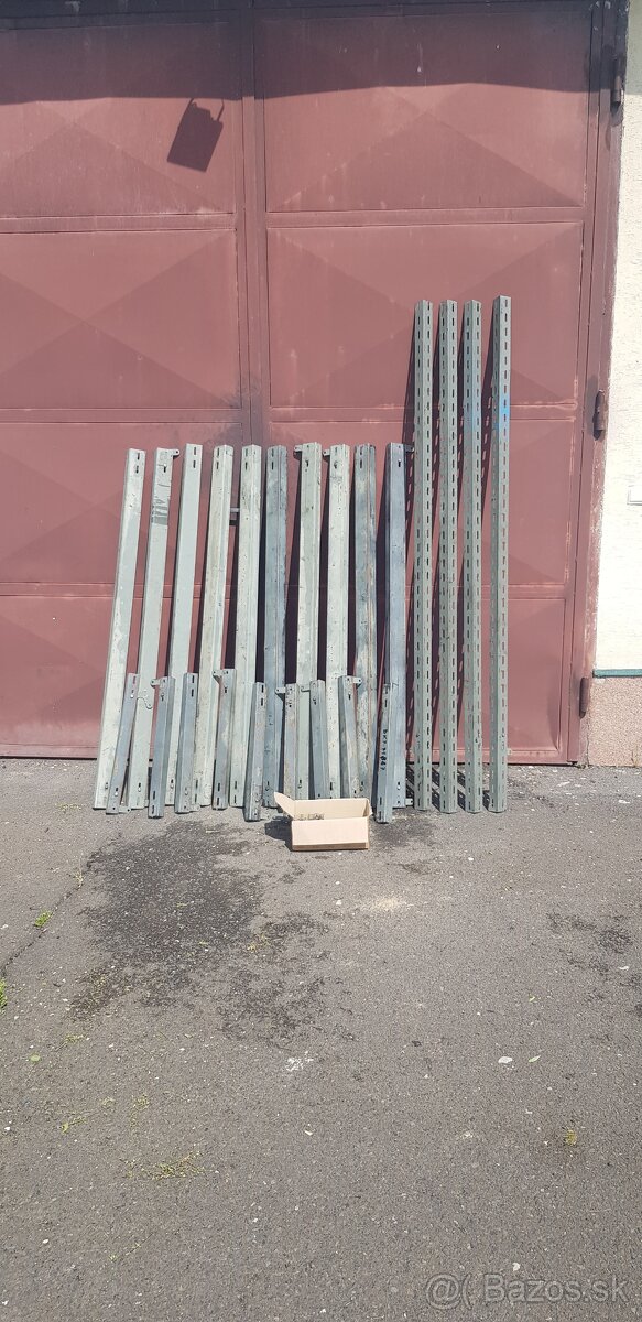 Montovací regál - 10