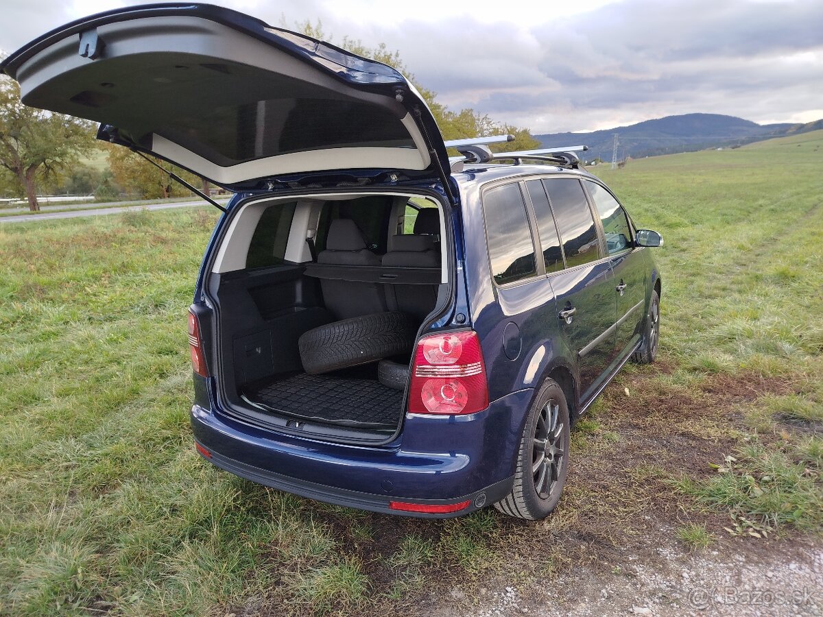 VW Touran 1.6, benz+lpg, r.2008 - 10