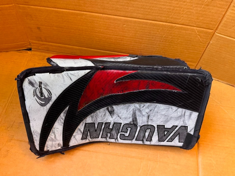 LAPAČKA A VYRÁŽEČKA VAUGHN VELOCITY V5 SR. - 10