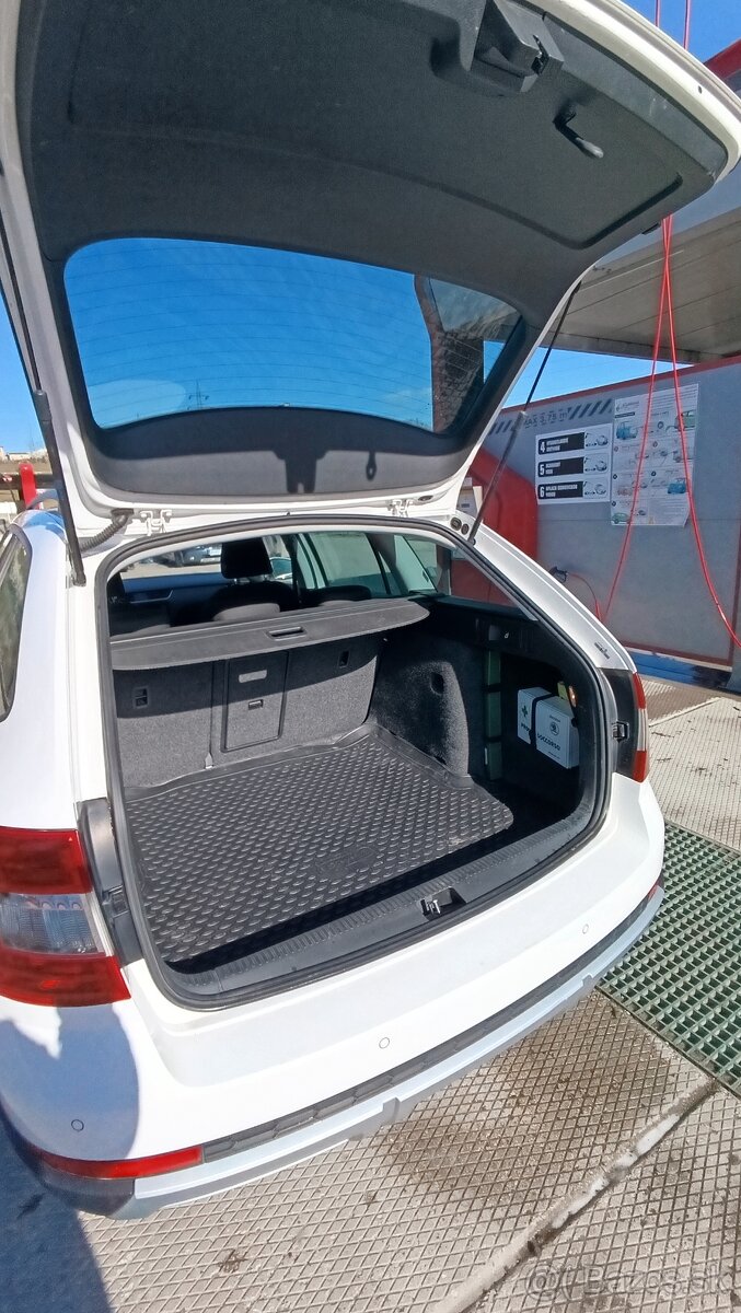Škoda Octavia Scout 2.0 TDI, DSG, 4x4 - 10
