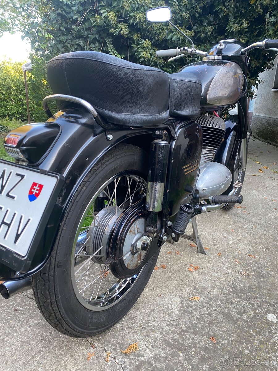ČZ 250 typ 455 1960 - 10