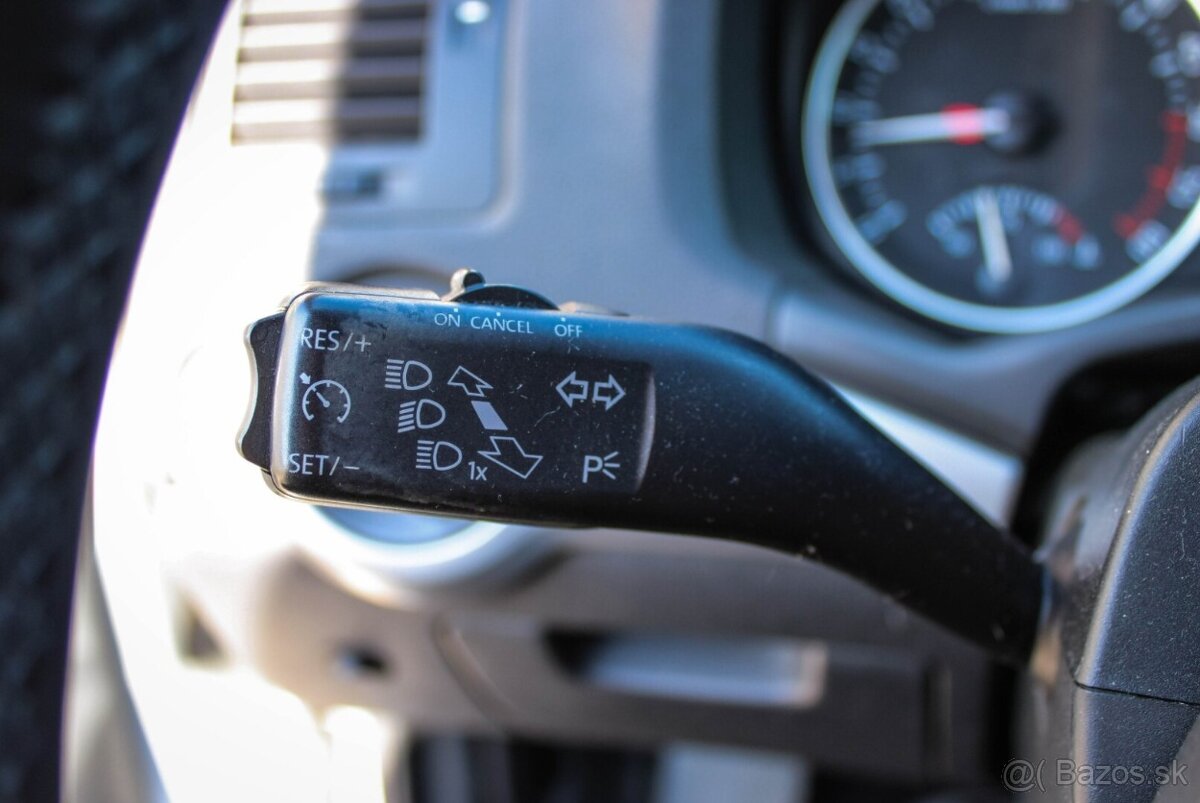 Škoda Octavia Combi 1.6 TDI CR DPF Classic - 10