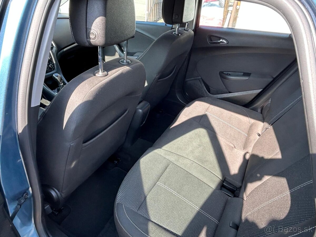 Opel Astra 1.6 CDTi Eco Flex - 10