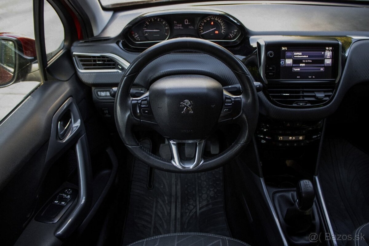 Peugeot 2008 Puretech 81kW MT/5 - 10