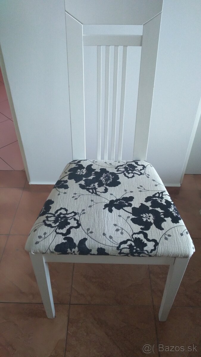 Predám časť z gauča,6 ks stoličiek,rebrík,odpeňovač protipen - 10