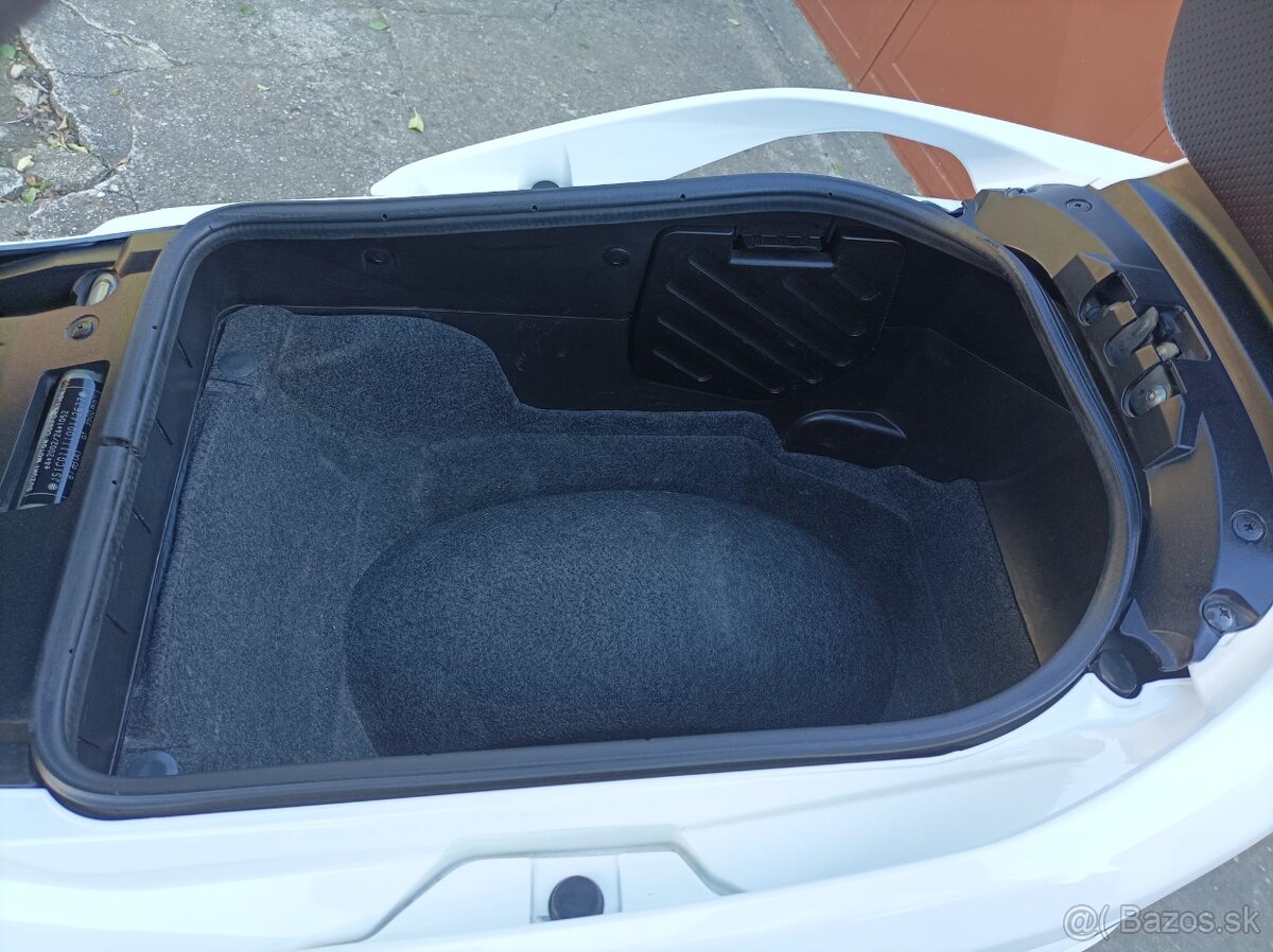 Suzuki Burgman AN400 - 10