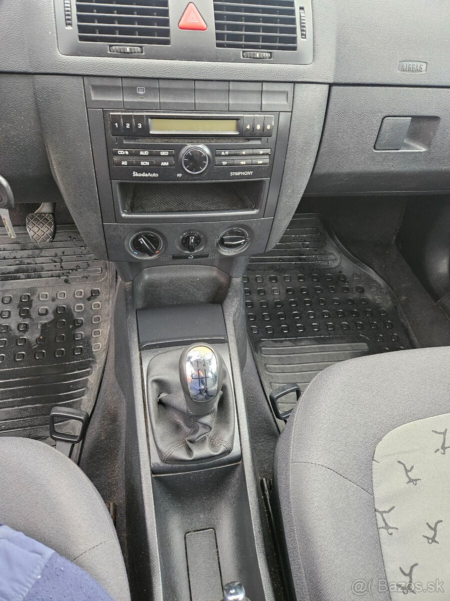 Skoda Fabia Combi 1,4 MPI 50 KW - 10