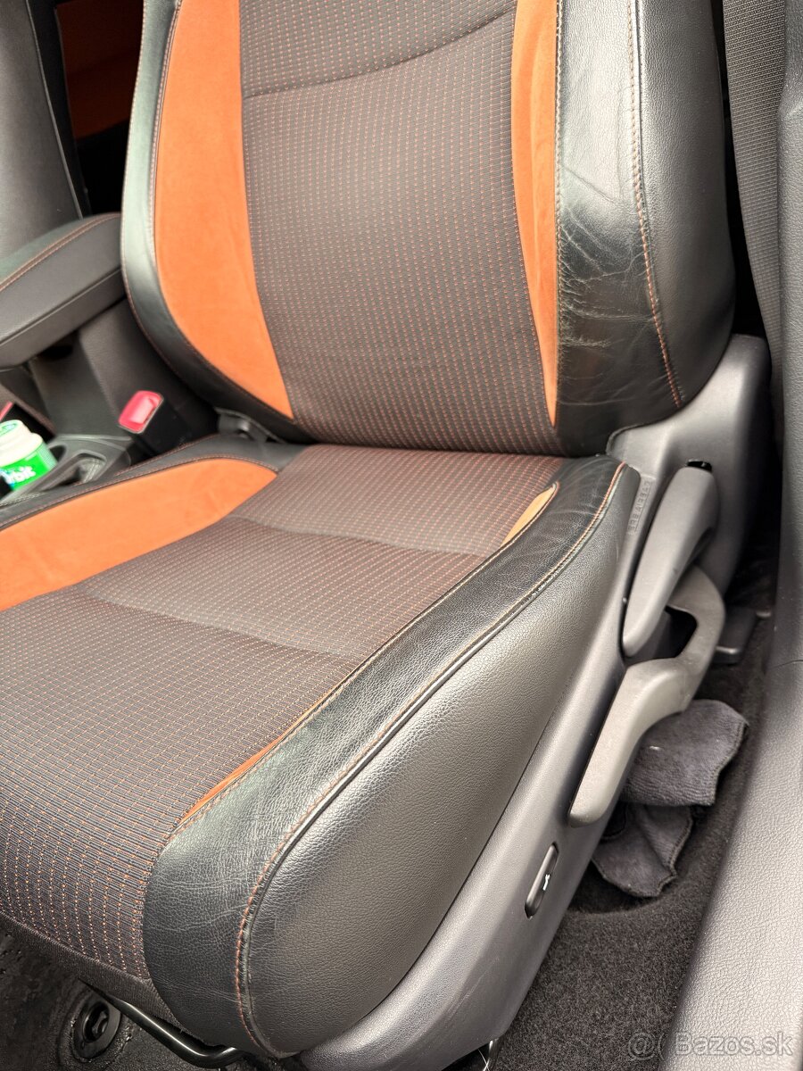 Toyota Auris Hybrid TS + WEBASTO+LPG - 10