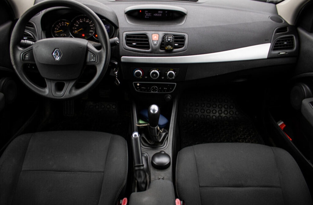 Renault Fluence 1.6 16V 81kW MT/5 - 1. majiteľ - 10