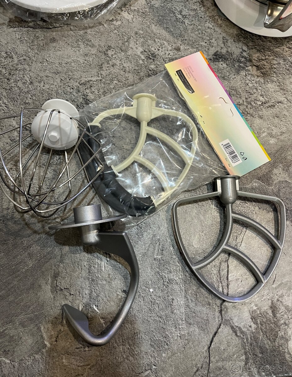 Sencor Kitchen champion STM 6350WH 1000w kuchynský robot - 10