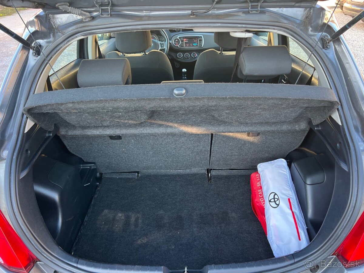 Toyota Yaris 1.33I Dual VVT-i Style - 10