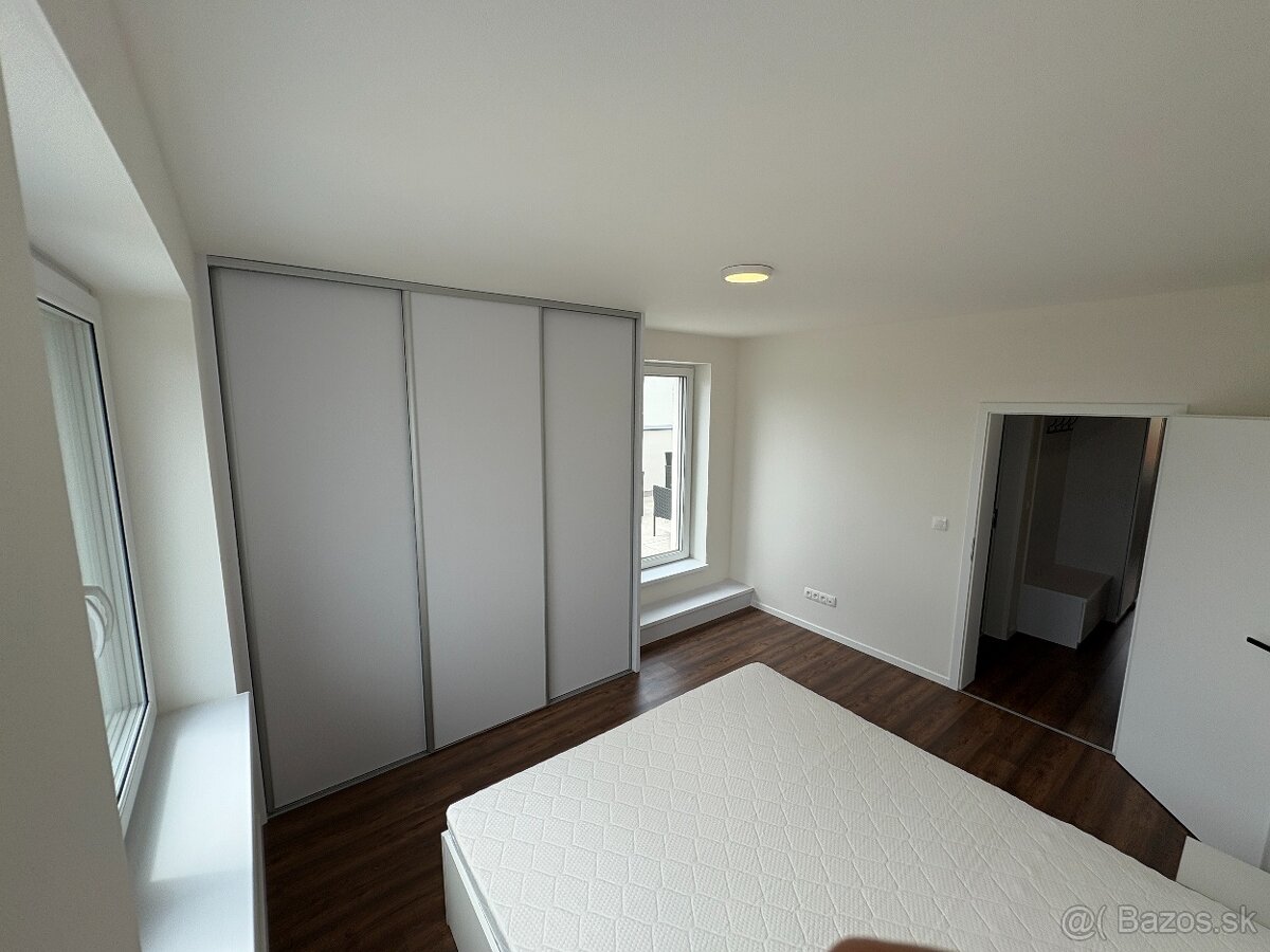 2 izbový byt, Trenčín - 10