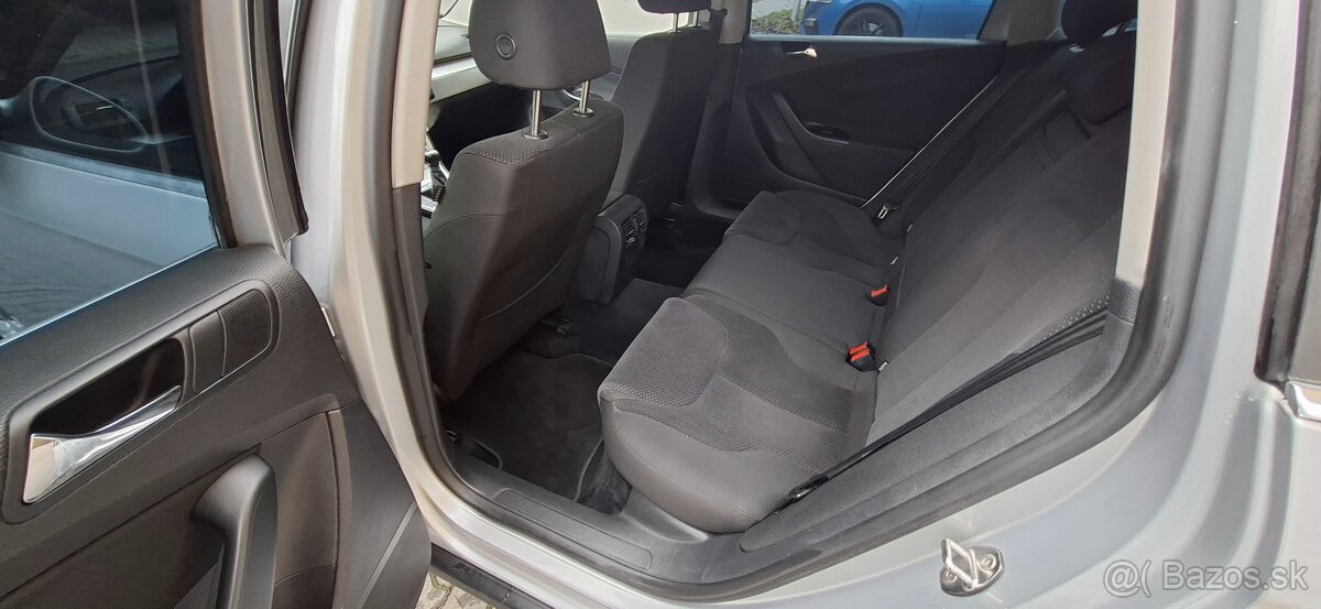 Predám Volkswagen Passat b6 Combi 2.0 Tdi 103Kw R.V.2009 - 10