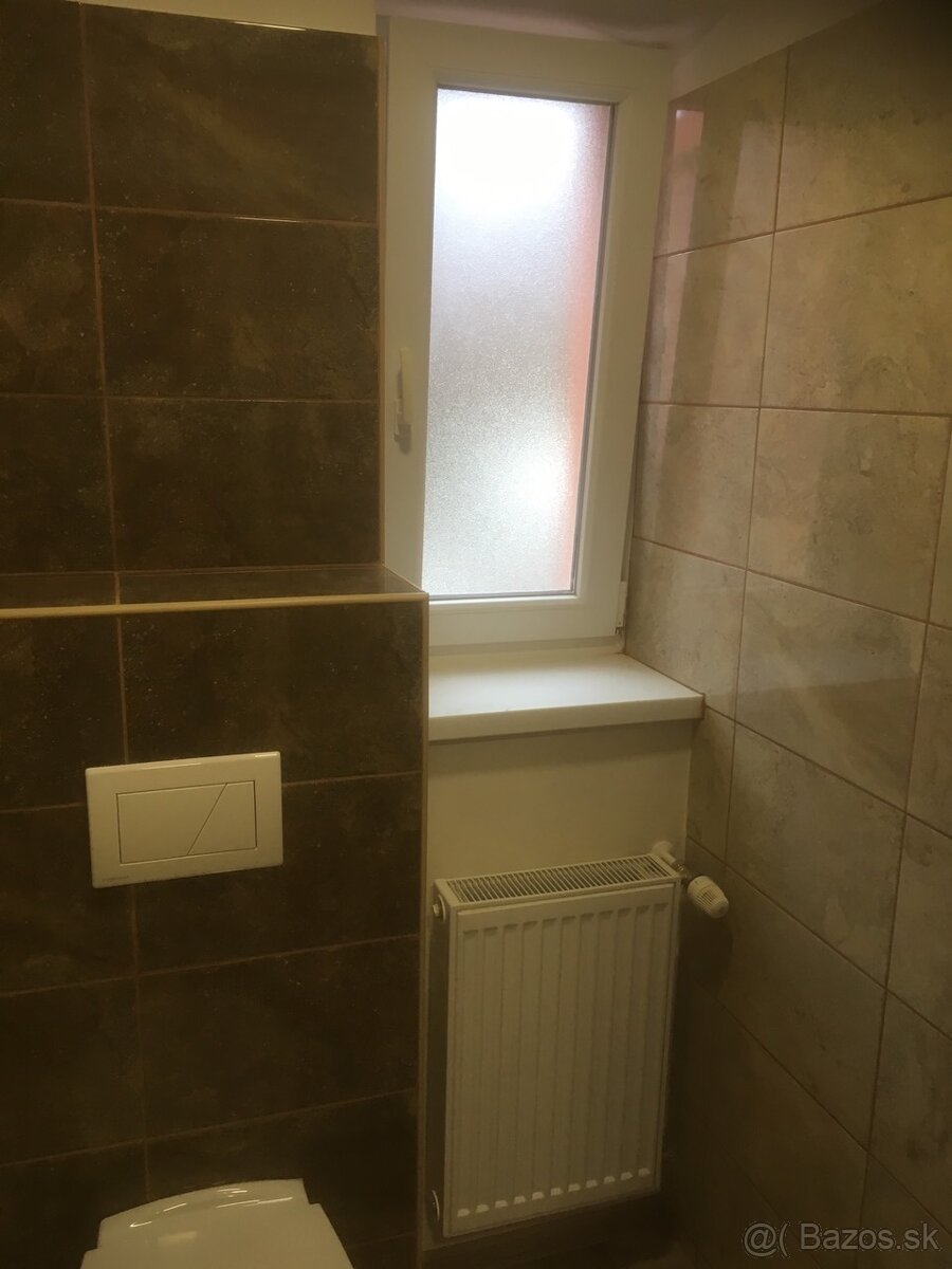 🏠 65M2 BYT HANDLOVÁ TOP LOKALITA - 10