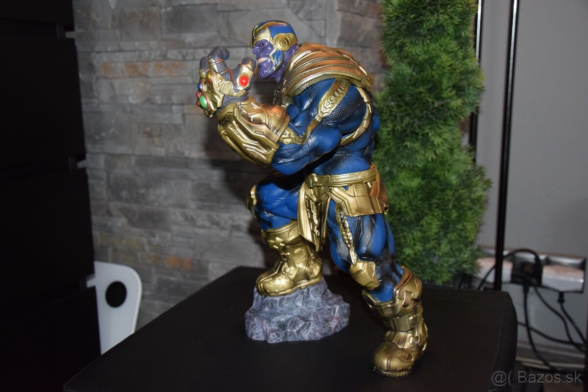 Zberatelska figurka Thanos - 10