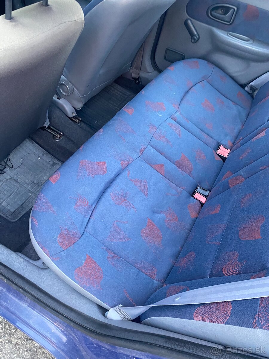 Renault clio thalia - 10