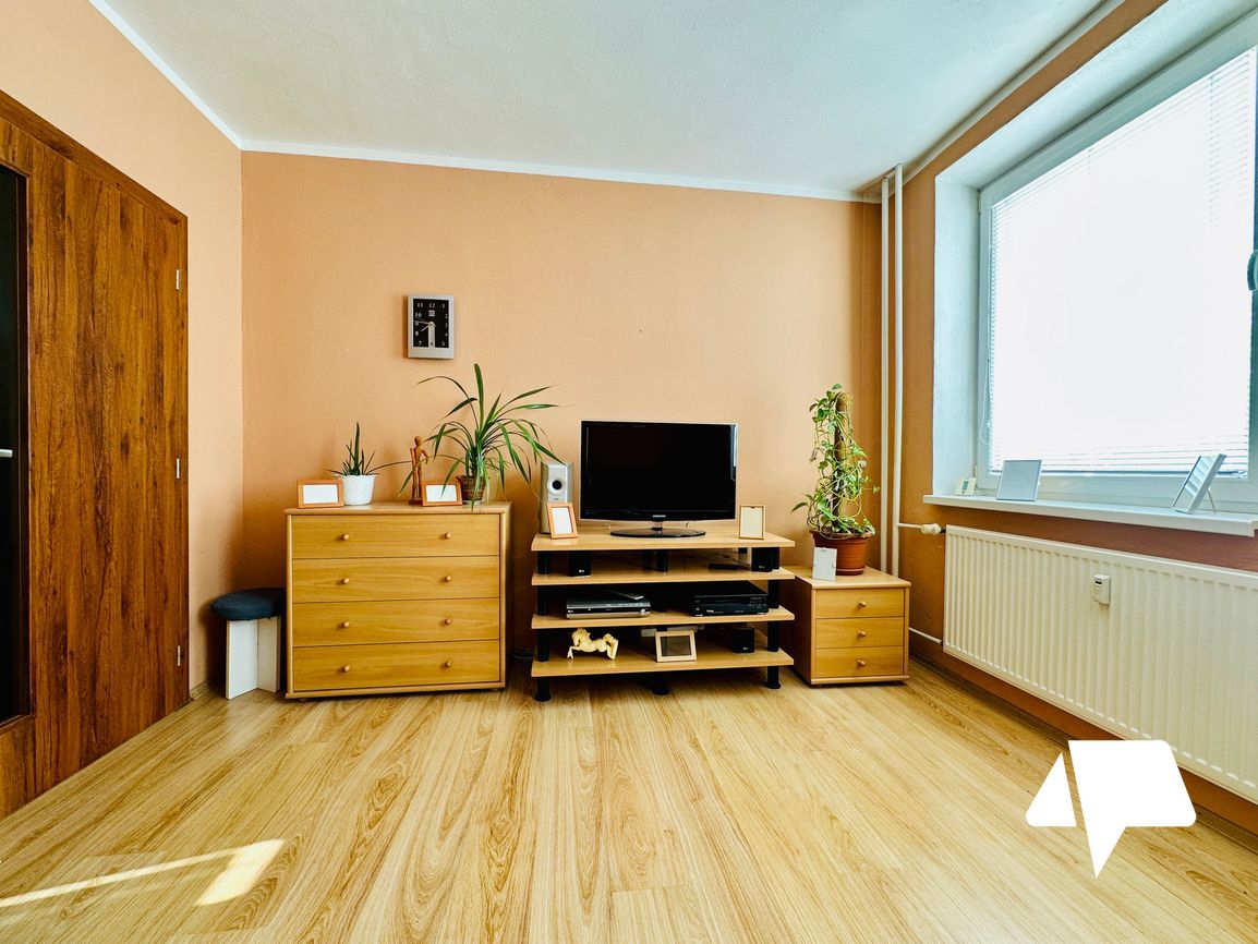 Prenájom 2 izbový byt - 10