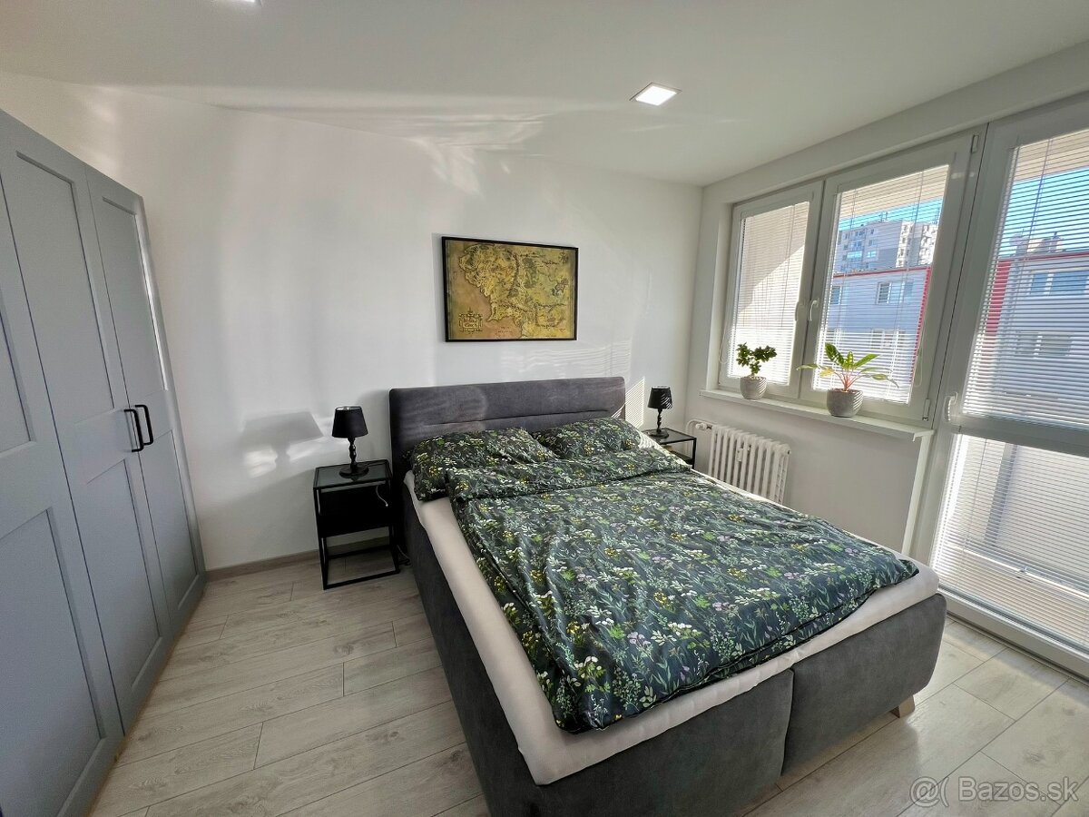 Na predaj 2 izbový byt po kompletnej rekonštrukcii - 10