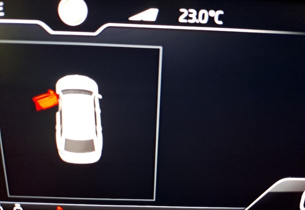 Škoda Superb 2021 2.0TDi zelený, VirtualCockpit, odpočet DPH - 10