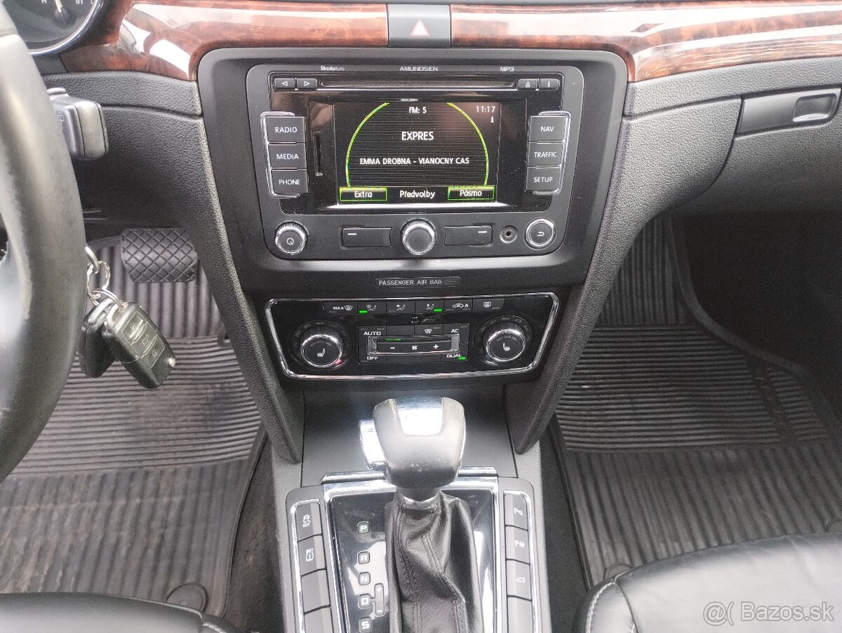Škoda Superb Combi 2.0 TDI CR 170k Elegance DSG - 10