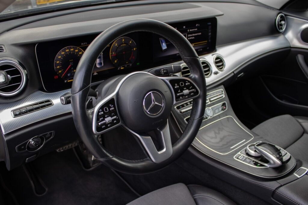 Mercedes-Benz E trieda 200, 9G-Tronic - 10