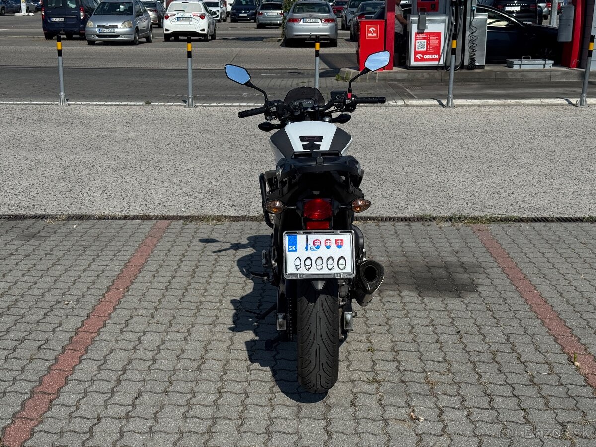Honda NC750S DCT - 10