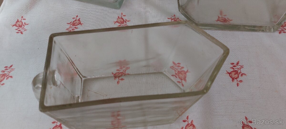 Sklo ,drevo,staré vecičky - 10