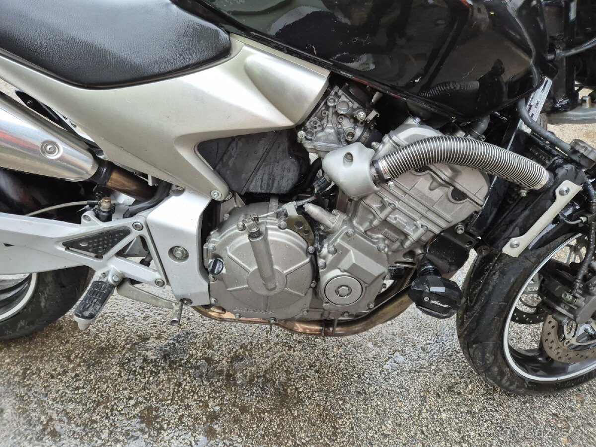 Honda hornet 600 - 10