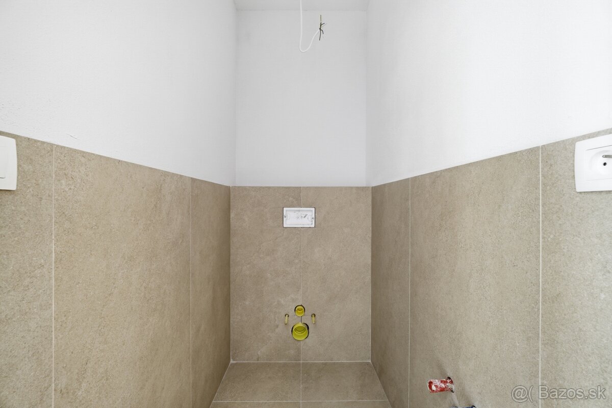 NOVOSTAVBA Hôrka nad Váhom - 10