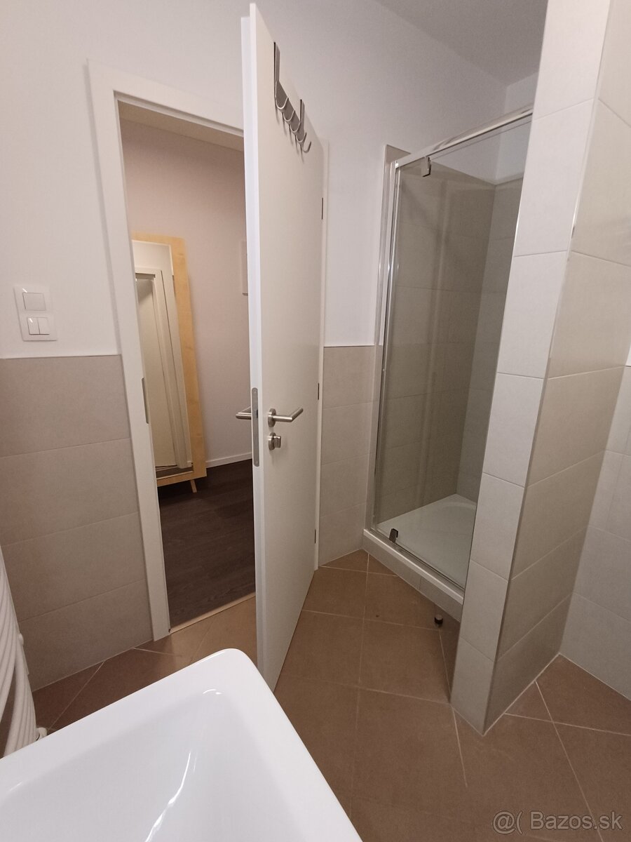 Predam 2 izb. apartmán,Žilinská, BA – Staré mesto. - 10
