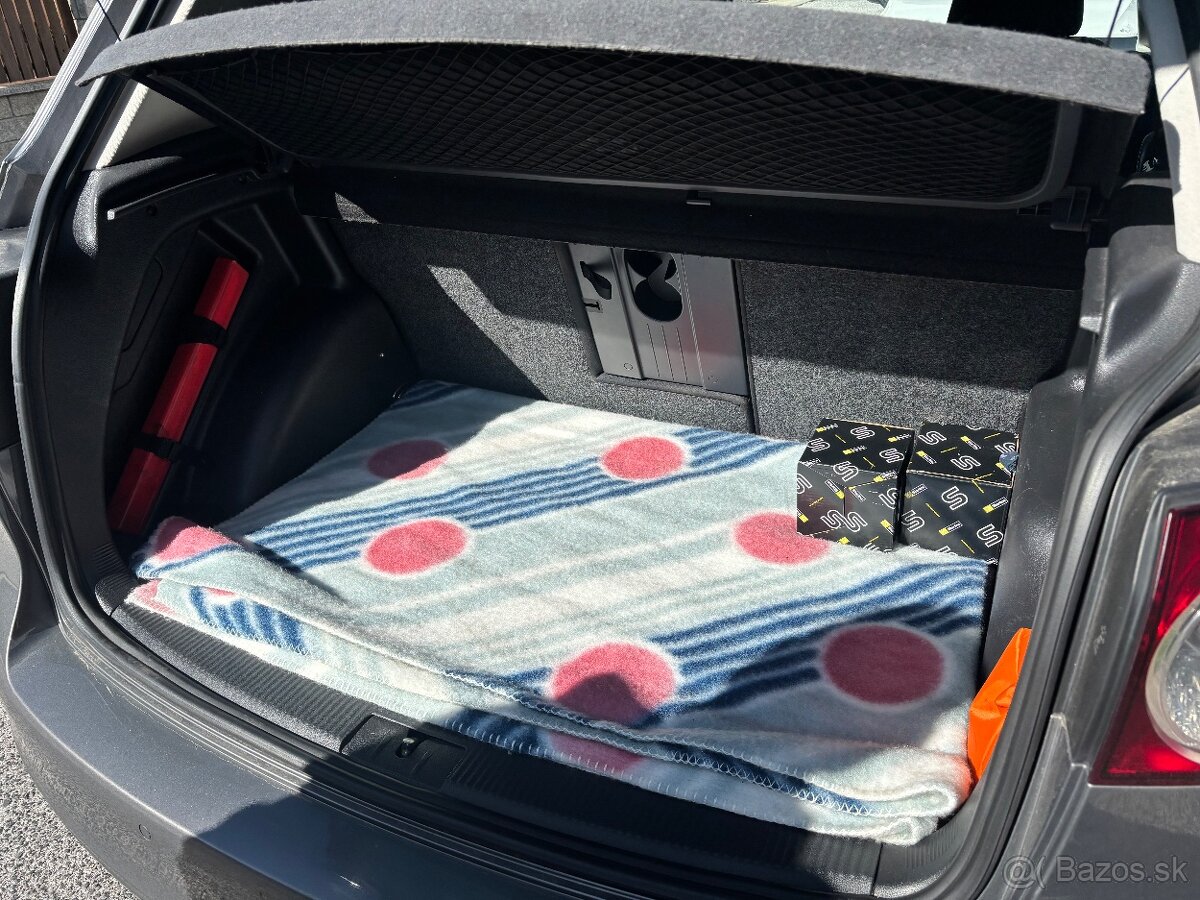 VW Golf Plus 1.6 TDI - 10