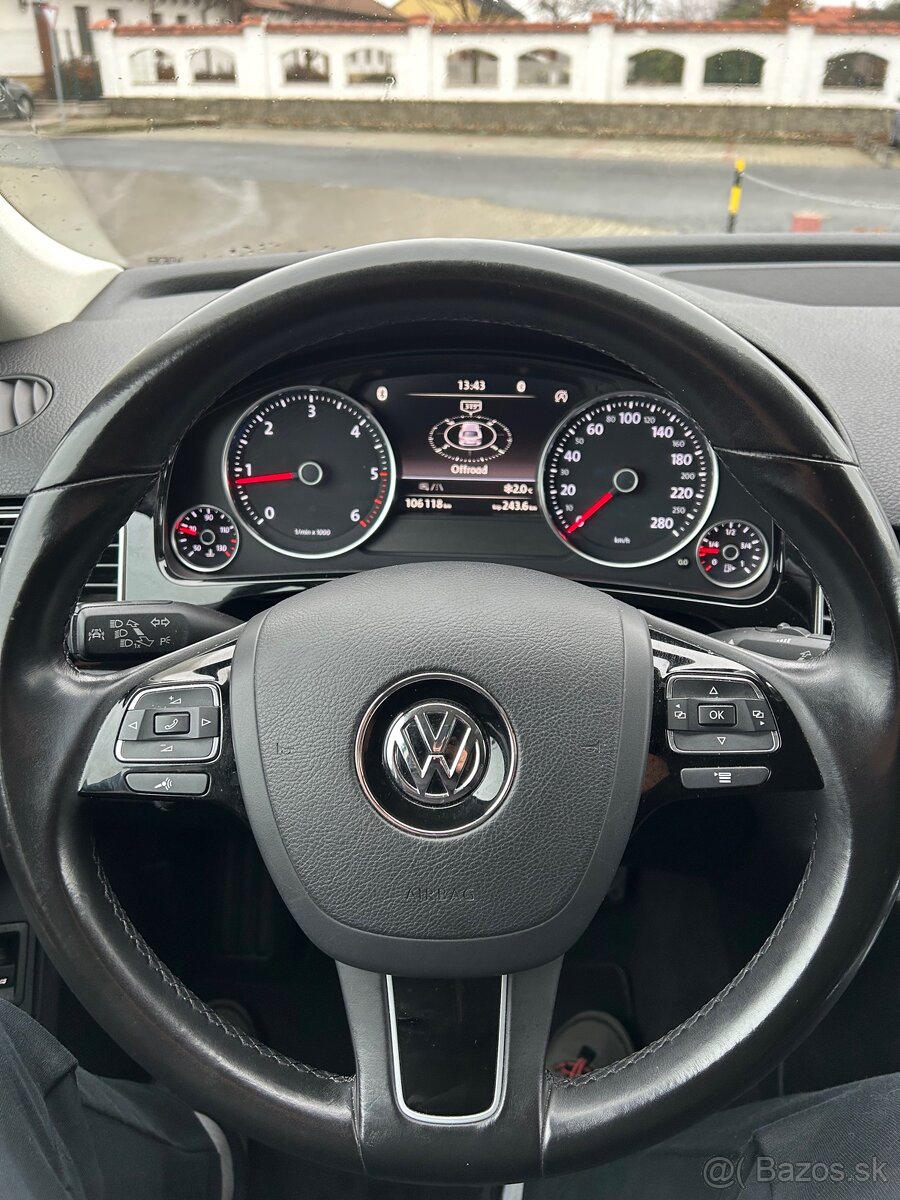 VW Touareg 106tis km - 10