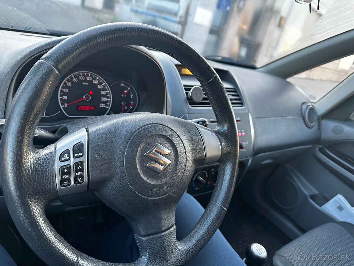 SUZUKI SX4 1.9D 4X4 - 10