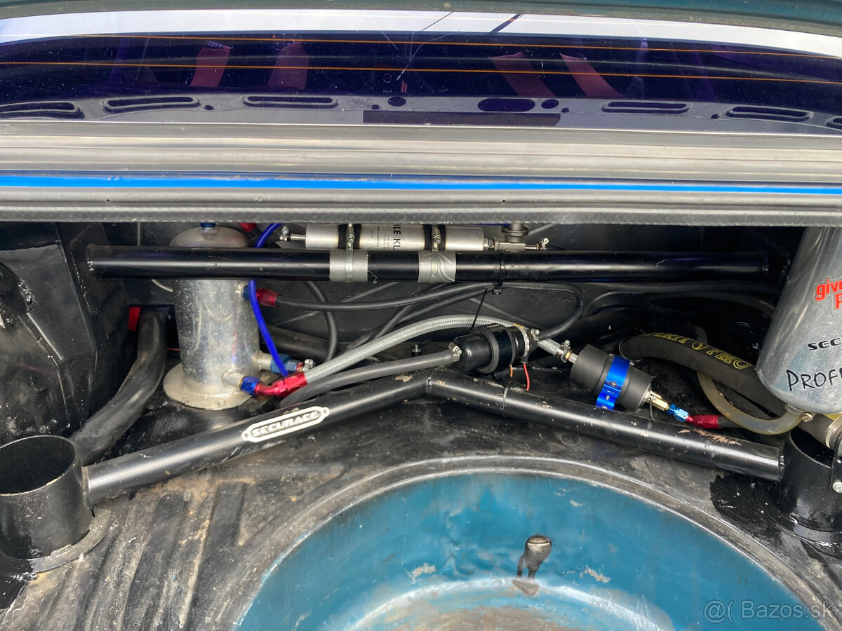 BMW E30 coupe s motorom S62B50 V8 - 10